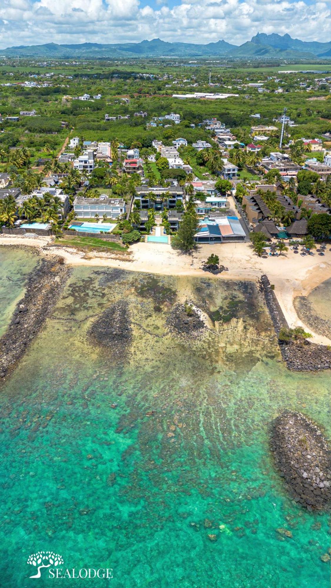 Kanope Bay - Holiday Beachfront Apartments Pointe aux Biches Exteriér fotografie