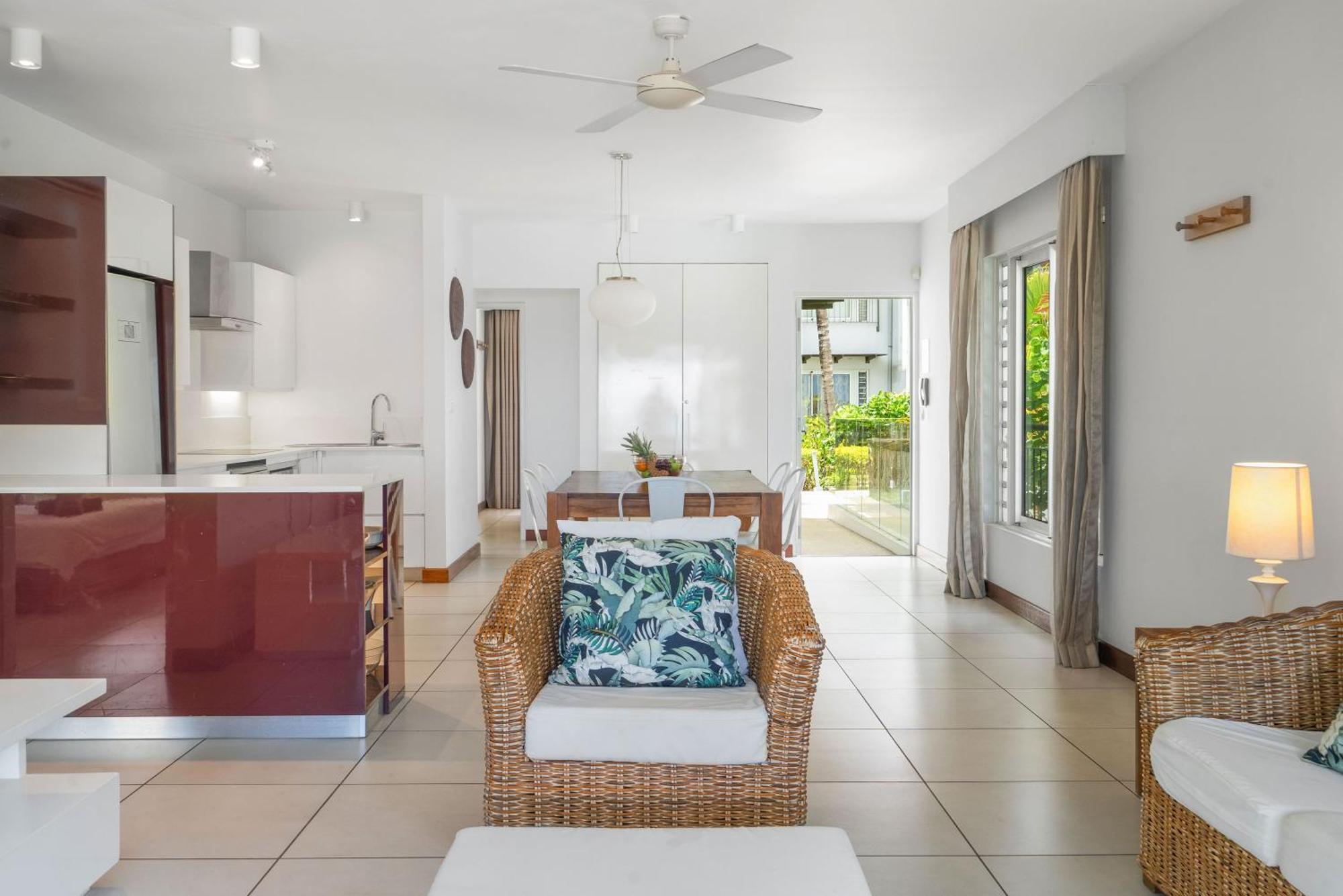 Kanope Bay - Holiday Beachfront Apartments Pointe aux Biches Exteriér fotografie