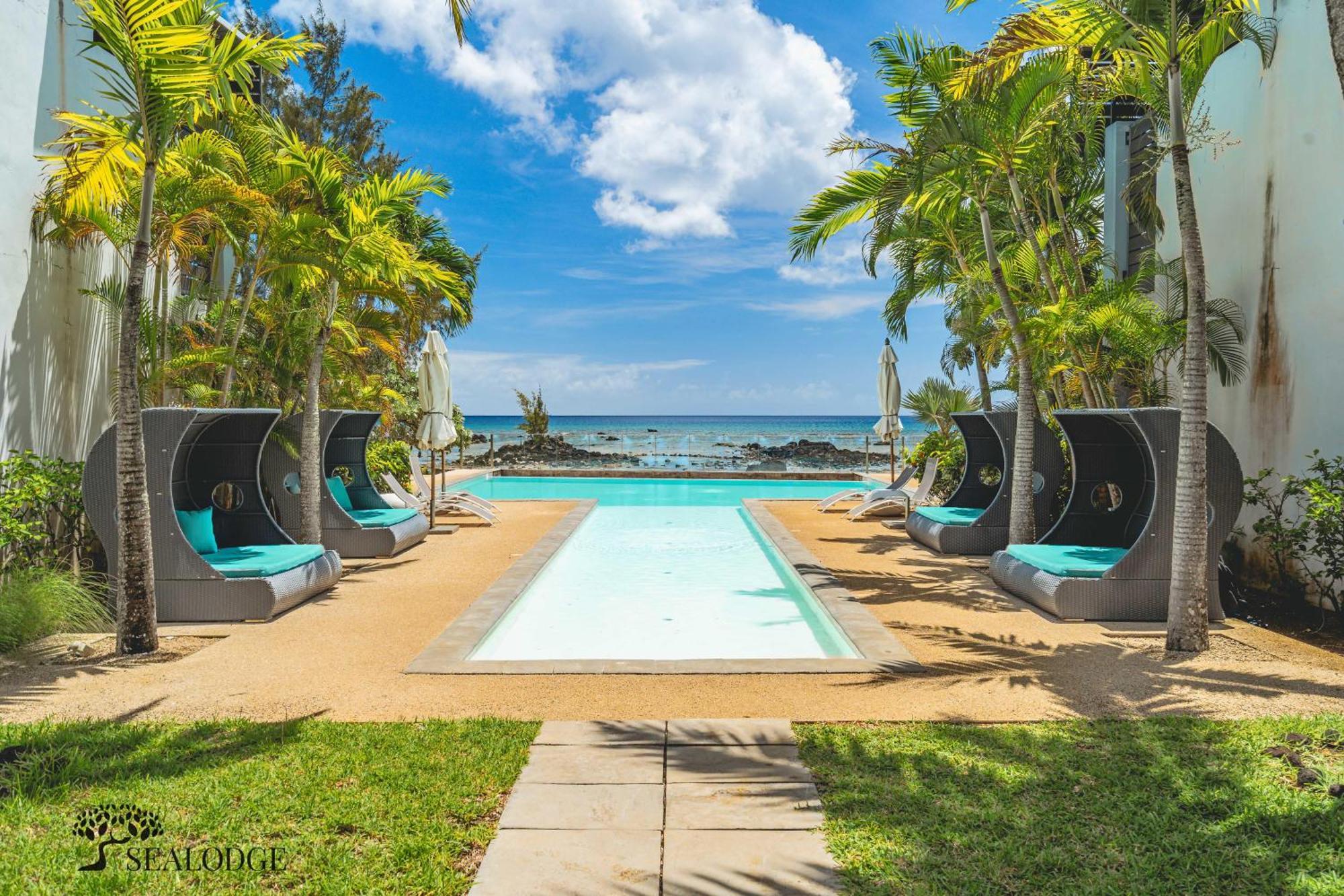 Kanope Bay - Holiday Beachfront Apartments Pointe aux Biches Exteriér fotografie